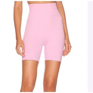 NEW WeWoreWhat Women’s Size XS Pink Seamless Biker Shorts